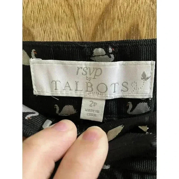 RSVP by Talbots Black White Swan All Over Print Petite High Rise Ankle Pants 2P - Picture 6 of 15